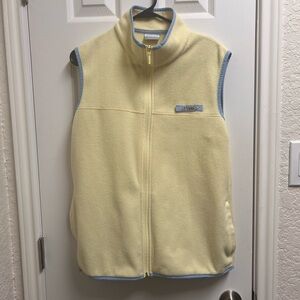 Columbia Men’s Vest, size L.